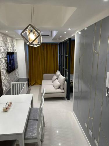 EL Condo Shore Residences
