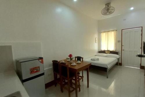 Palajuanders Inn by OYO