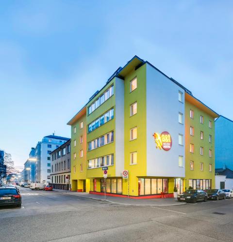 A&t Holiday Hostel Wien