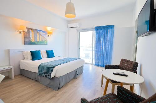 Mikes Kanarium City Hotel