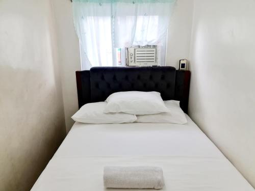 Vacation Transient Guest House Rental Calapan City L43