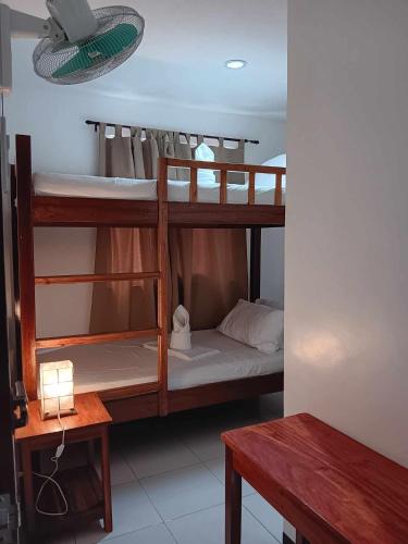 Forest Bay Inn El Nido