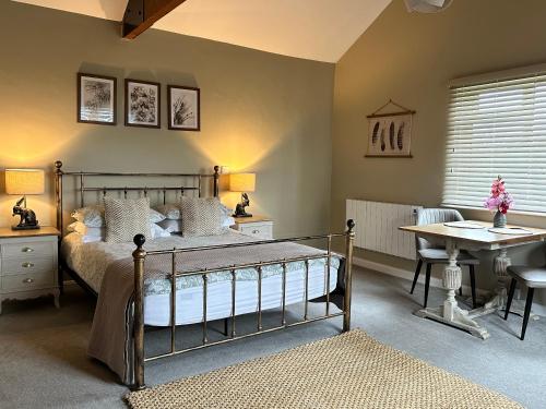 White House Farm - Beautiful Self Contained Courtyard Rooms