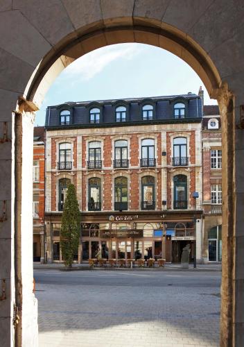 Theater Hotel