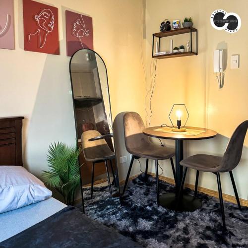 Sunshine 100 Stylish Condo by The Capital Cabin