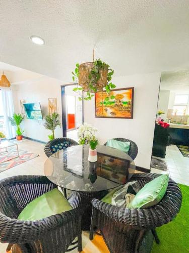 Lovely Penthouse in Makati