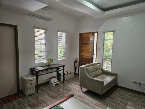 Weyh's Studio #2 by the ocean 100Mbps