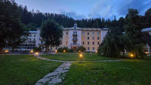Hotel Scuol Palace