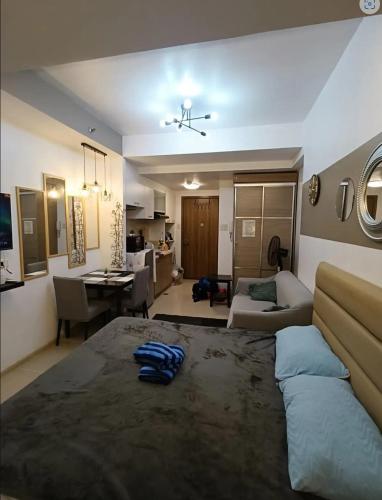 Affordable Studio Type Condo in Congressional Town Center