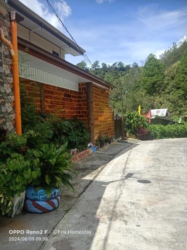 FRIX HOMESTAY and RESTAURANT