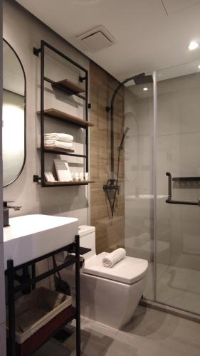 Acro Residences