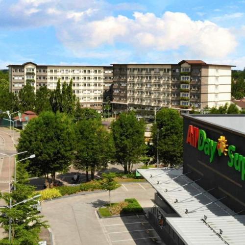 Dorothy's Door Condo