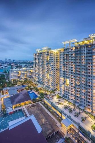 2 Bedroom Samal View with Balcony Verdon Parc