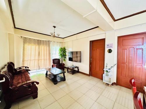 Near Tourist Spots Vacation House