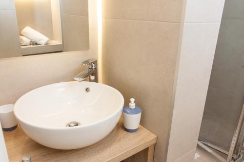 Tesla Boutique Apartments