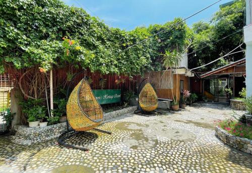 Simon’s Heritage Resort