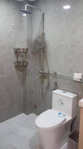 1 MARY's STAYCATION Condo Type with Balcony 2 person