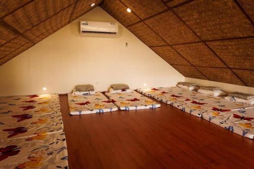 Ortelano's Home Stay