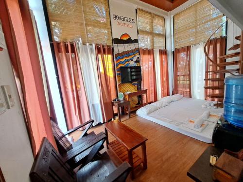 The Bistro House - Govantes Guesthouse