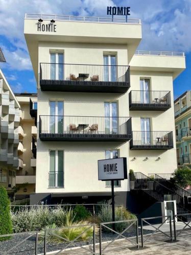 Hotel Homie