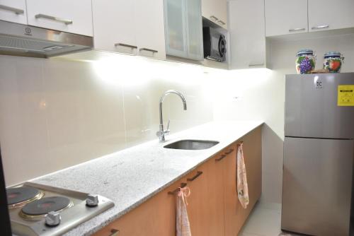 One Pacific Residence Condominium Tower C-17F