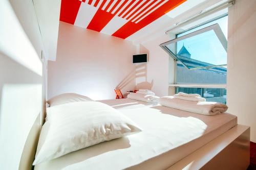 Boutique Hostel Forum