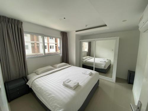 Chequers Suite