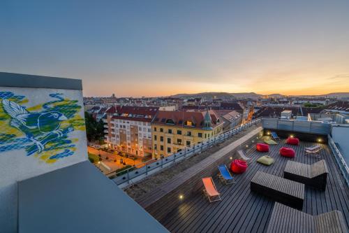 Dean’s Home Budapest