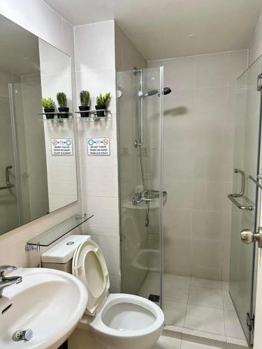 Jn staycation urban azure