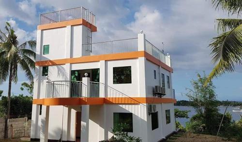 Islandview Whitehouse - Camotes