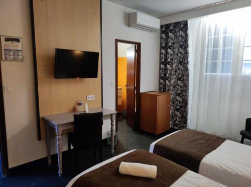 Hôtel et Appart'Hôtel Le Relais Du Val D'Orbieu