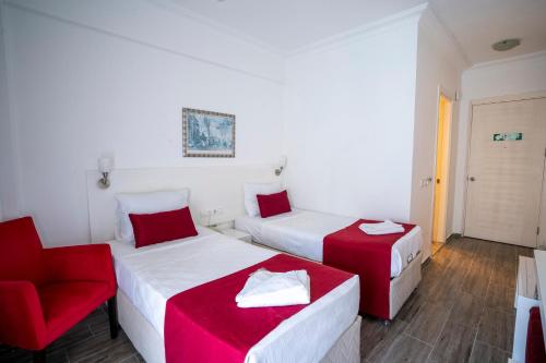 Ayapam Hotel