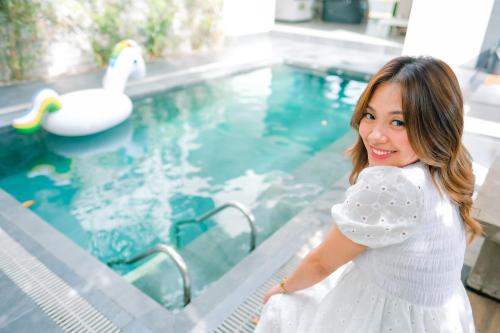 Resort type Family room for 4 to 5pax with pool