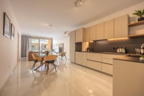 Seaside Retreat in St Paul's Bay