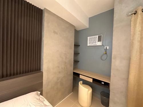 Furnished unit near IT Park, Ayala, Banilad