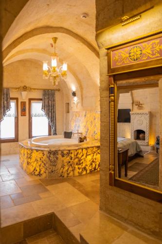 Elika Cave Suites Hotel & SPA