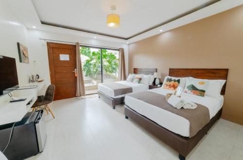 Spacio Caliraya Bed And Breakfast