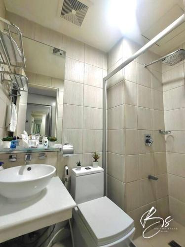 Birch Tower by Bright Space Mnla