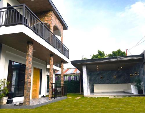 Mommy Mia Bed and Breakfast