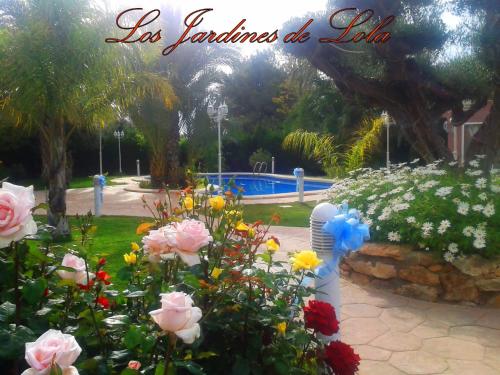 Los Jardines De Lola