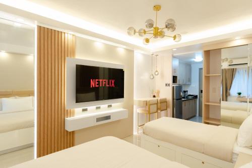 Hotel-Like Staycation1 MOA Pasay