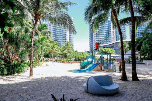 Azure Staycation by Solace Peak 2BR