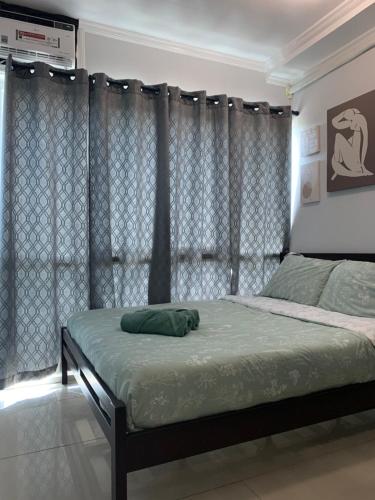 Spacious 2-bedroom condo, Wifi, Netflix, Free Parking