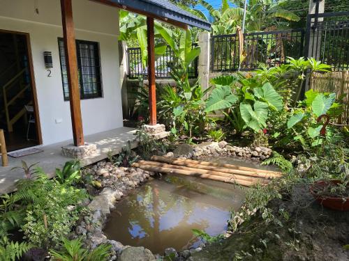 Under the mango tree at Klipp Residence