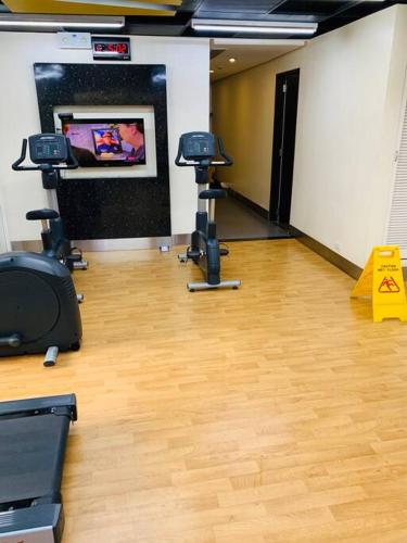 RARE unit at the Venice Luxury Residence With Balcony