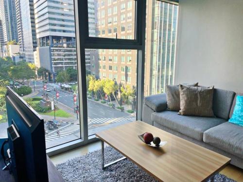 Marina- Avant BGC parking w fee