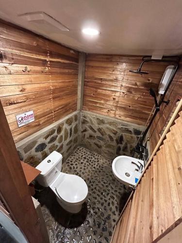 Islanders Hostel Port Barton