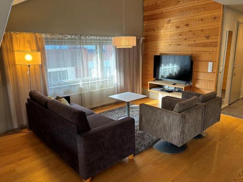 Levi Suites Unna Mànnu