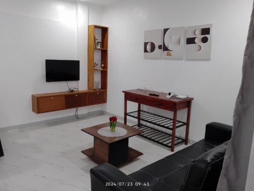 Asher's and 3 Marias Transient House