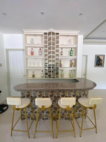 Inday's Holiday Home and Tours